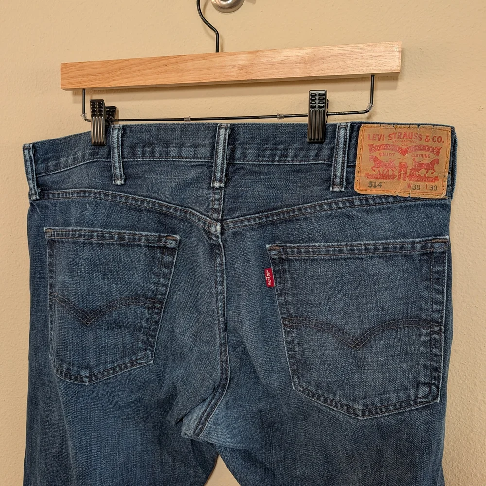 Levi's 514 Straight Leg Jeans Men’s 38x30‎ Medium Wash Denim